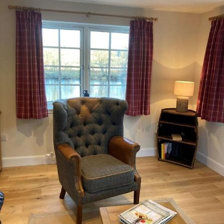 Kingfisher Cottage, Port O Tay Pitlochry Zewnętrze zdjęcie