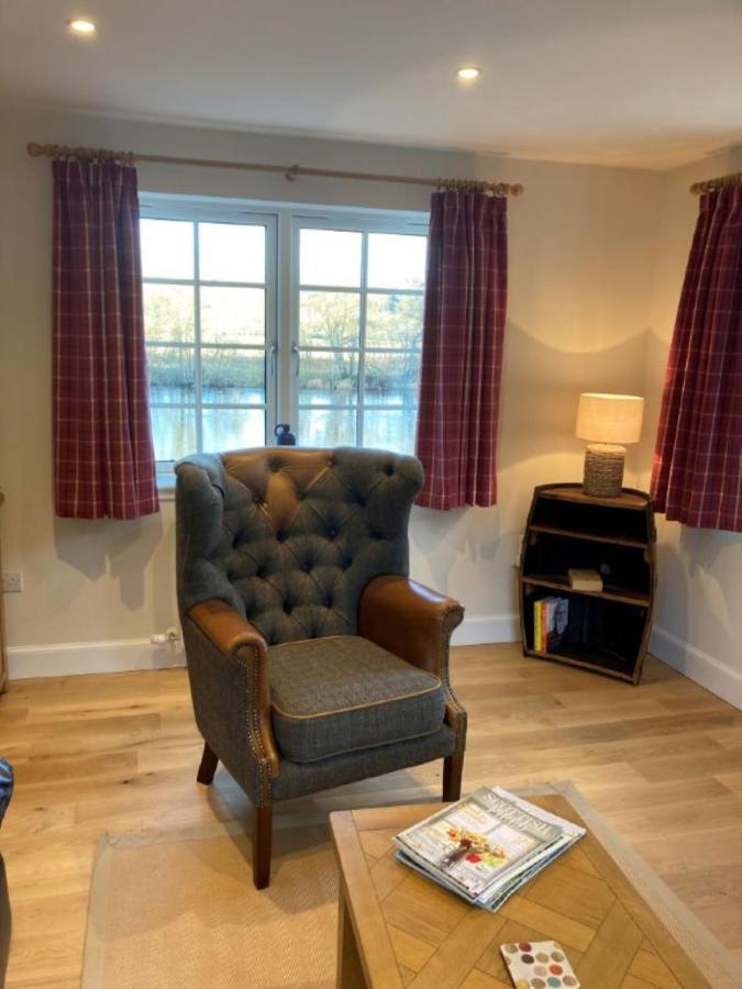 Kingfisher Cottage, Port O Tay Pitlochry Zewnętrze zdjęcie